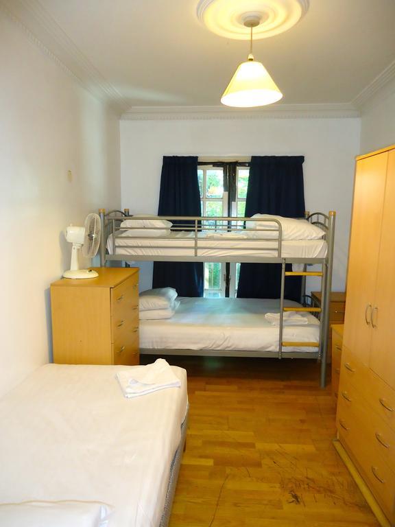Ferienwohnung Access Earls Court London Zimmer foto